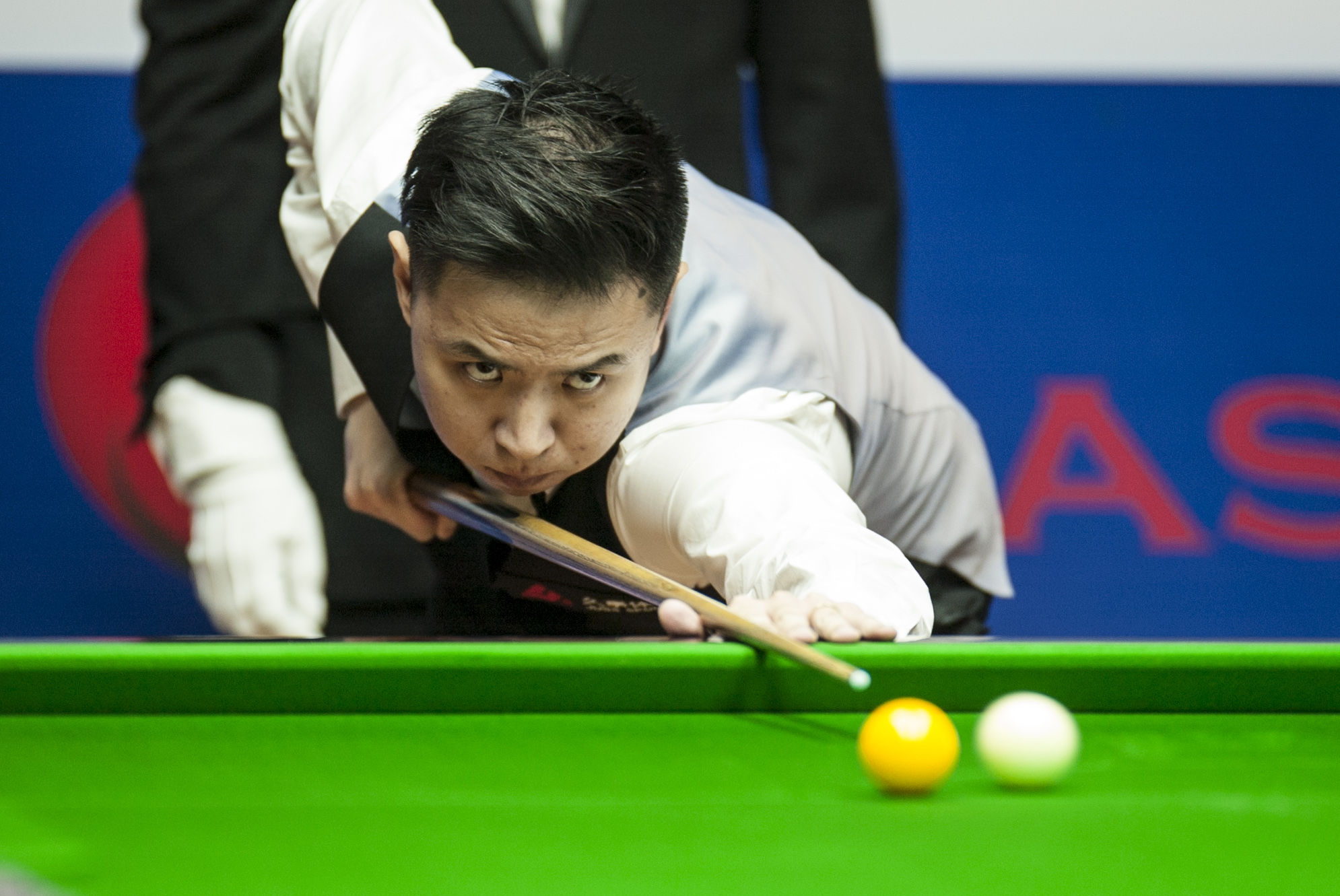 手提供了展 手提供了展