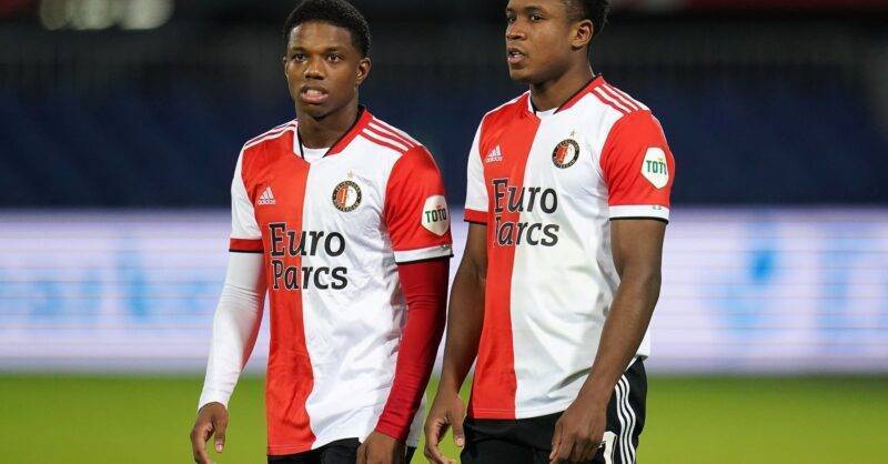 一名巴萨球 一名巴萨球